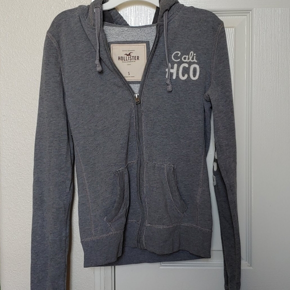 Hollister Tops - Hollister zip up hoodie